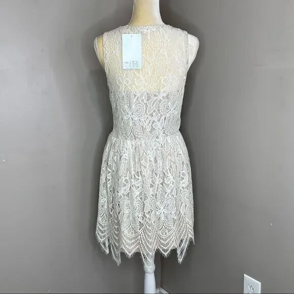 New Women Large Cream Lace Mini Dress Sleeveless Love Fire New - Picture 2 of 13